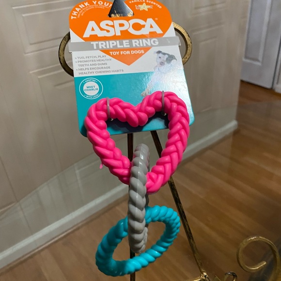 ASPCA Dog Rubber 3-Ring Tuff Tug Dog Toy Promote Healthy Teeth And Gums - Picture 4 of 7